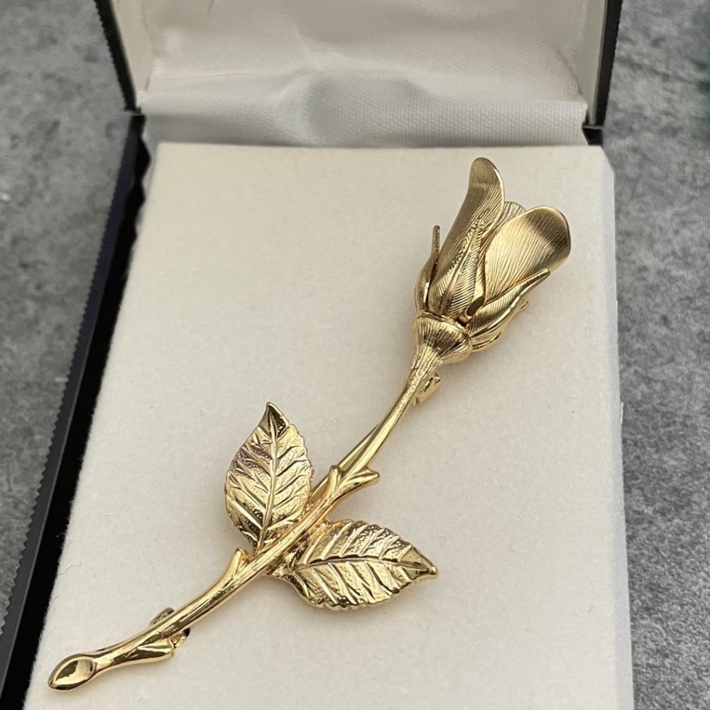 Vintage Gold Rose Pin Brooch JoAnne new in box